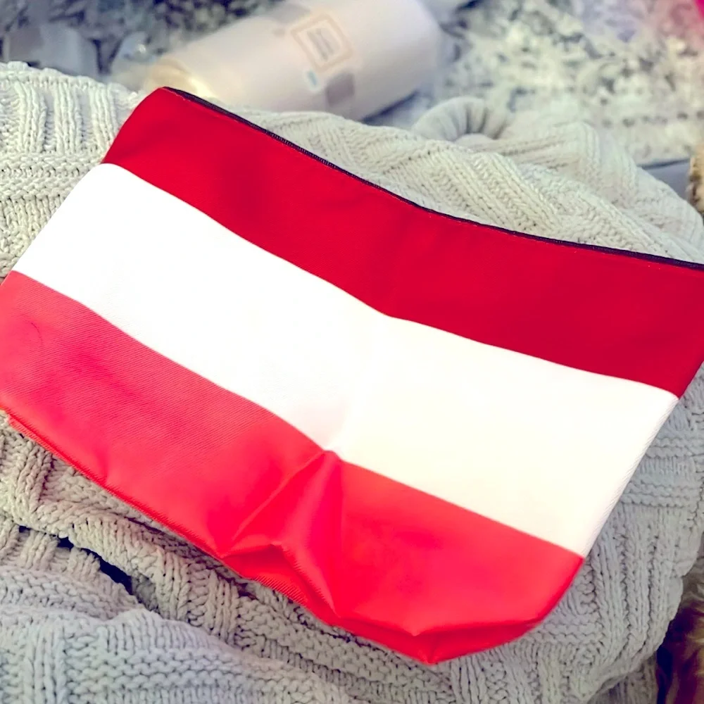 Kate Spade and Clinique Limited Edition “Hello Gorgeous” Cosmetic Bag